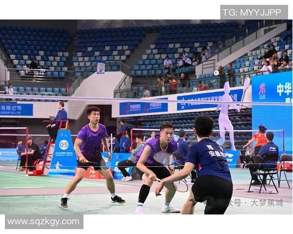 成都羽毛球队挑战赛背后的拼搏故事与奋斗精神揭秘